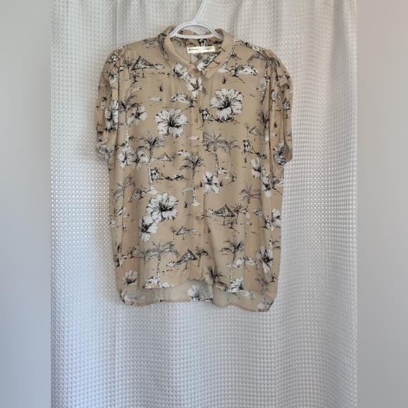 Women’s InWear Short sleeves buttoned up floral blouse size 12 - Picture 2 of 14